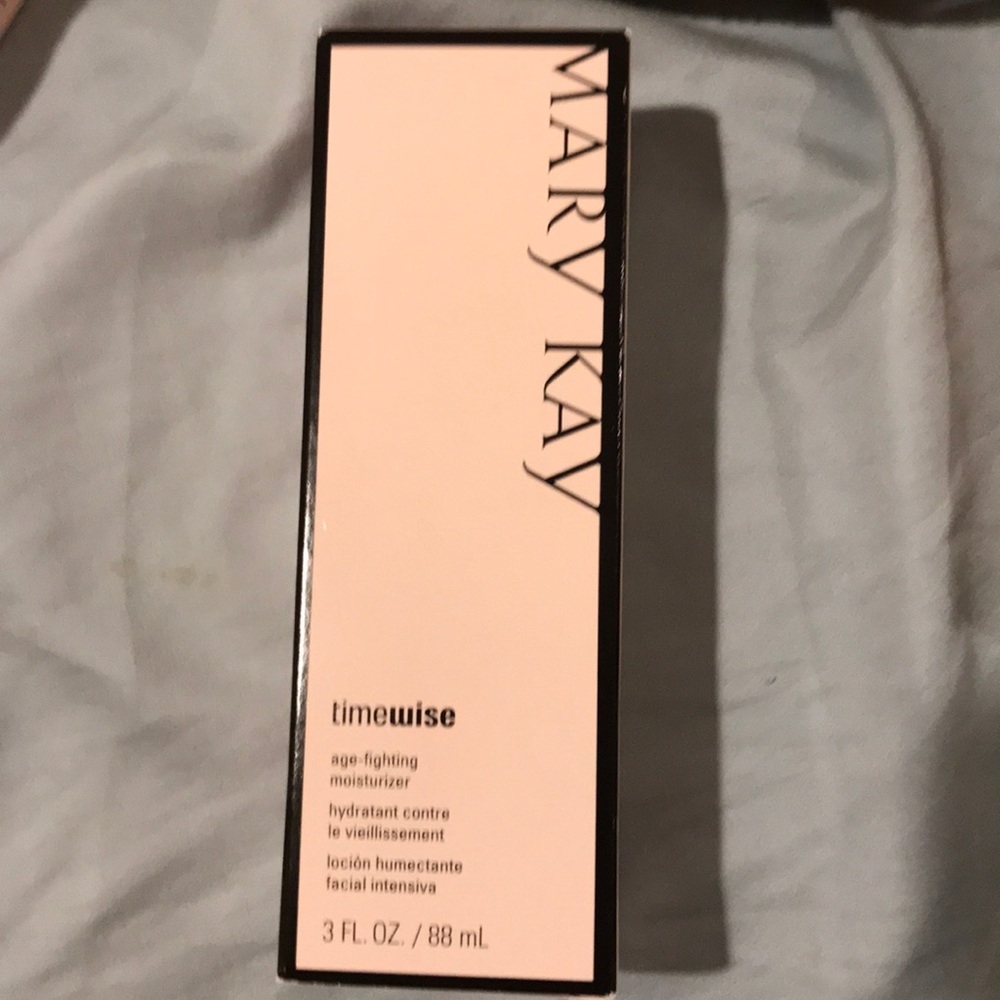 Mary Kay normal/dry Timewise moisturizer